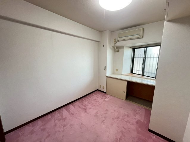 天理二階堂パーク・ホームズの洋室