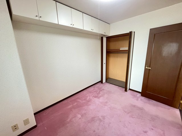 天理二階堂パーク・ホームズの洋室