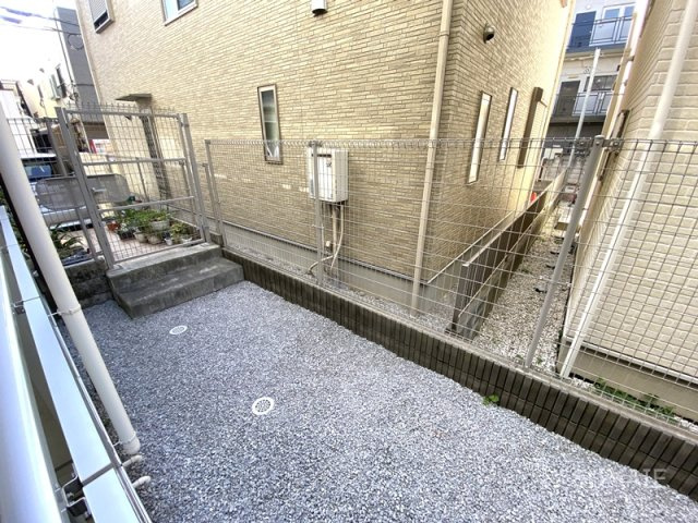 リブリ・フェリスの庭