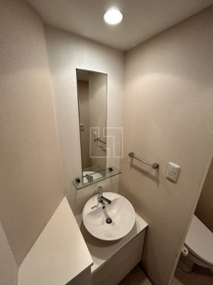 【洗面所】 | エスライズ御堂筋本町 | エスライズ御堂筋本　独立洗面化粧台