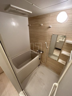 【浴室】 | エスライズ御堂筋本町 | エスライズ御堂筋本　バスルーム