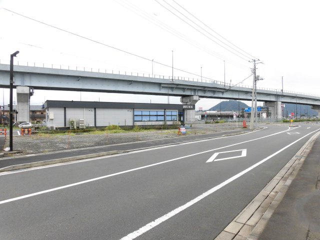 函南町　間宮の前面道路含む現地写真