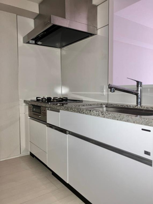 【キッチン】 | オープンレジデンシア千駄木 | 千駄木の賃貸物件。
「オープンレジデンシア千駄木」のことなら(株)メイワ・エステートへお任せください。