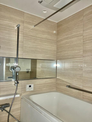 【浴室】 | オープンレジデンシア千駄木 | 千駄木の賃貸物件。
「オープンレジデンシア千駄木」のことなら(株)メイワ・エステートへお任せください。