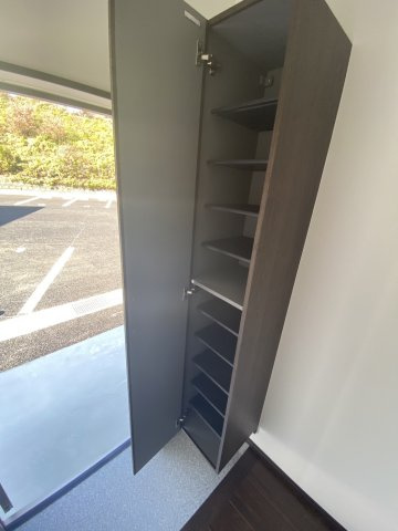 グラン岡垣Ⅴの玄関