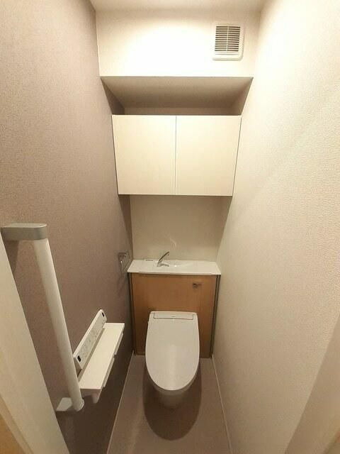 ソレアード西尾久のトイレ