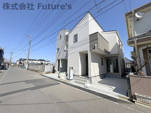 八潮市八潮7丁目　新築戸建　全2棟　1号棟の前面道路含む現地写真|前面道路含む現地写真です。