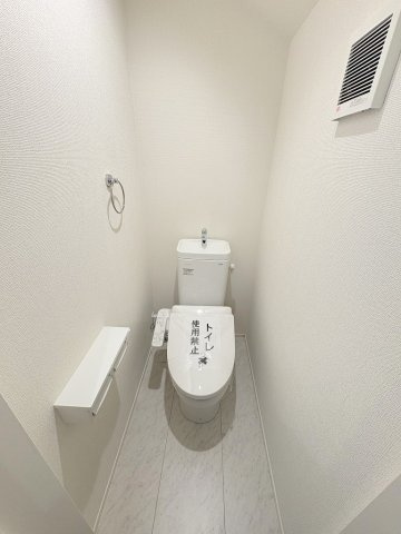 八潮市八潮7丁目　新築戸建　全2棟　1号棟のトイレ|同施工会社の参考写真になります。