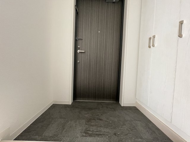 レジェンダリーガーデン赤羽ウェストビューの玄関