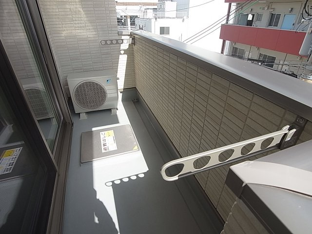 プラーフ8のバルコニー|広々した日当りの良いバルコニー