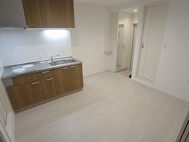 プラーフ8の居間・リビング|シャンプードレッサー