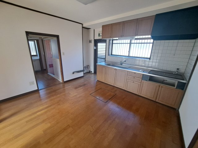 高崎市箕郷町白川 中古住宅の和室|南側和室4.5帖
