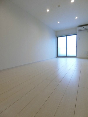 【居間・リビング】 | リブリ・Luna-mare | こちらの居間で趣味の時間をお楽しみください