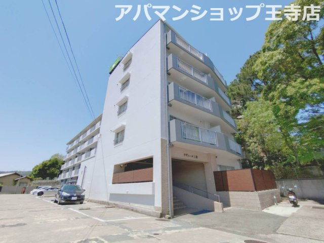 リヴェール三室