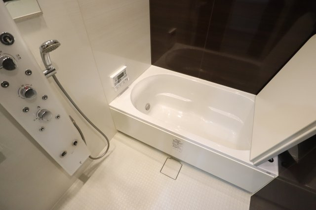 欅コートの浴室