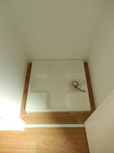【設備】 | BHテラス東中野 | 室内洗濯機置き場。