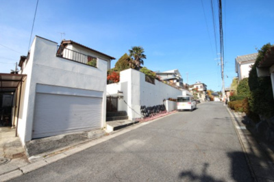 【前面道路含む現地写真】 | 大津市衣川1丁目10-25　琵琶湖の見える戸建 | 2025年12月撮影