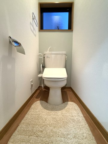 新潟市西区五十嵐中島4丁目【クレッシェンド】のトイレ