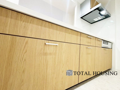 【キッチン】 | ヴェルビュ苗穂北参条通センターコート | キッチンワークしながら大切な家族との会話を楽しむ。家族のコミュニケーションが生まれるキッチンです♪