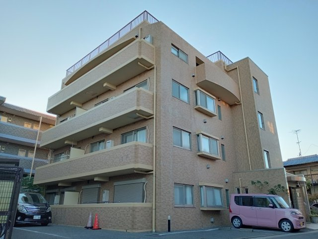 川崎市多摩区菅５丁目の賃貸マンションの外観