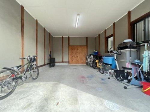 知多郡武豊町大字冨貴字外面の駐車場|ガレージ付き☆