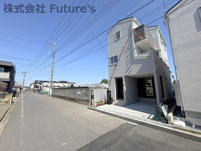 八潮市八潮7丁目　新築戸建　全2棟　2号棟の前面道路含む現地写真|前面道路含む現地写真です。