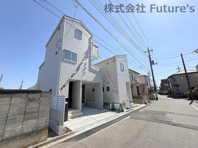 八潮市八潮7丁目　新築戸建　全2棟　2号棟の前面道路含む現地写真|前面道路含む現地写真です。