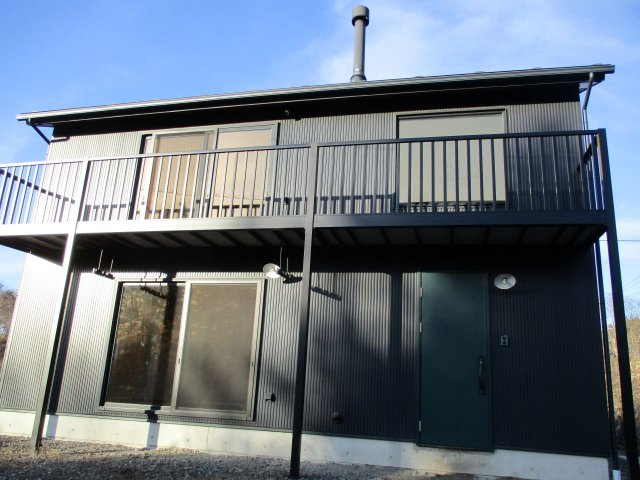 諏訪郡原村上里　中古住宅の外観|南側