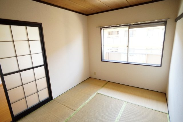 生駒ビューハイツの和室