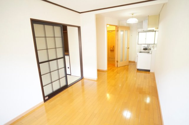 生駒ビューハイツの居間・リビング