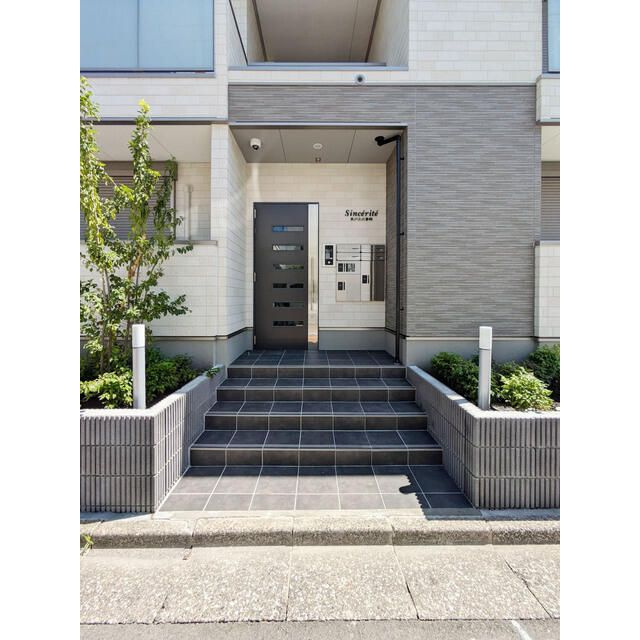 サンセリテ東が丘弐番館のエントランス