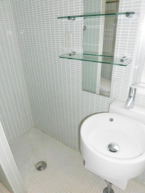 ニューディレクトレジデンス学芸大学の洗面所