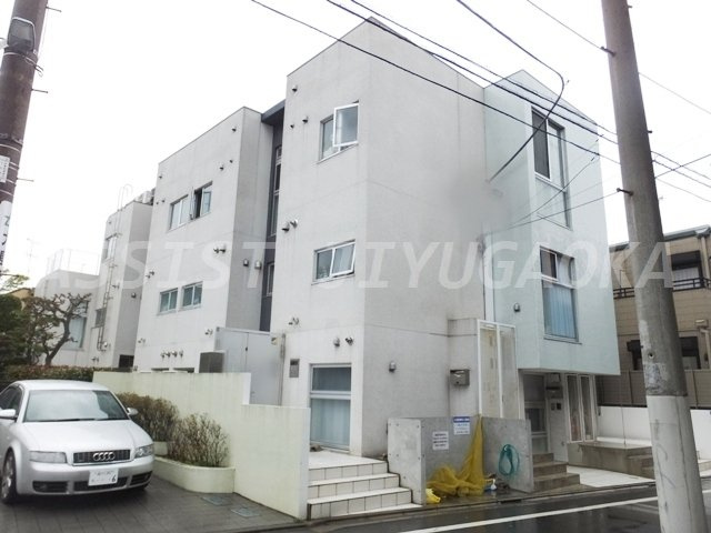 ニューディレクトレジデンス学芸大学の外観