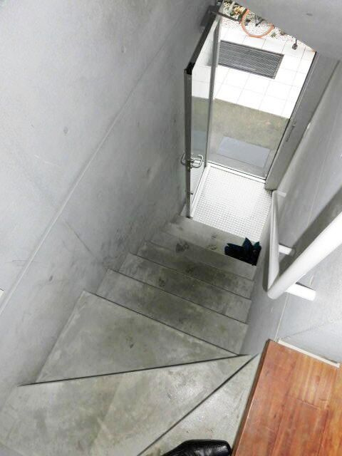 ニューディレクトレジデンス学芸大学の玄関