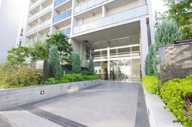 第22関根マンション　仲介手数料無料のエントランス