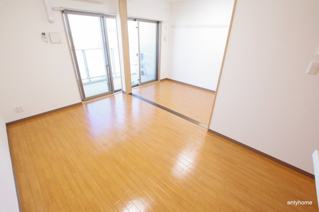 第22関根マンション　仲介手数料無料の居間・リビング