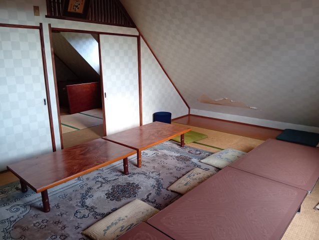 売中古戸建　富士市三ツ沢の和室|3階の宴会場です。すべて畳になっています。