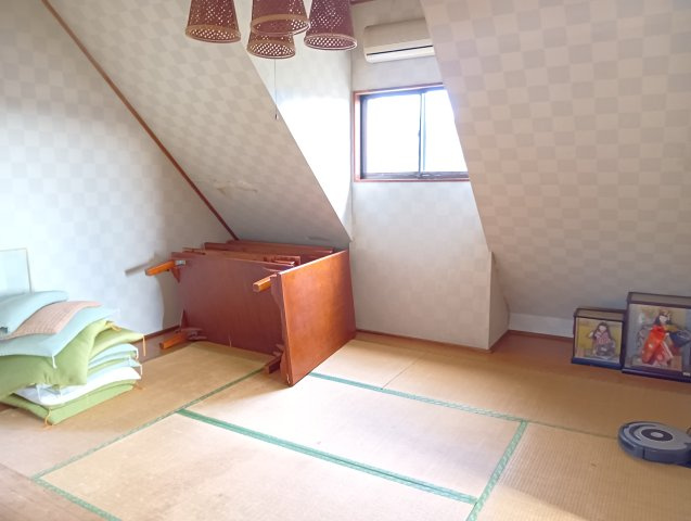 売中古戸建　富士市三ツ沢の和室|3階の宴会場です。すべて畳になっています。