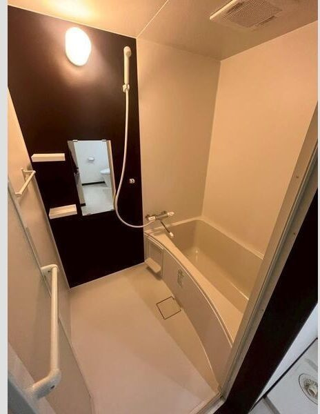 ブライト東住吉の浴室