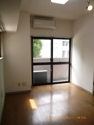 【洋室】 | 菱和パレス立教大前 | 贅沢といえるほどの豊かな居住性と、プライドを満たすクオリティが見事に調和した住空間。