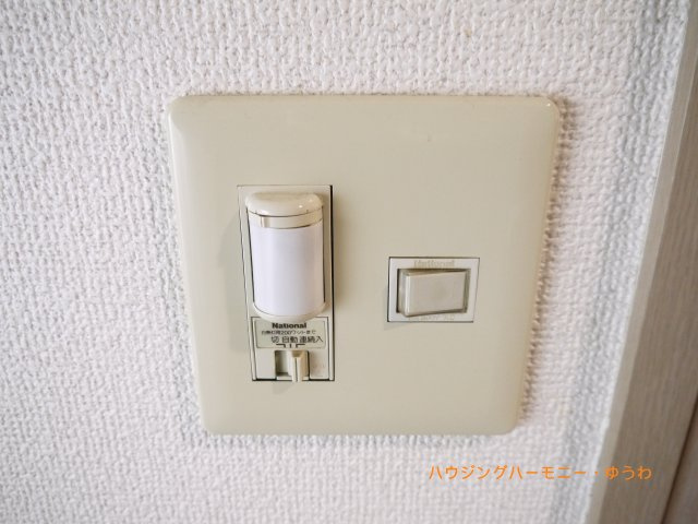 【その他】 | 菱和パレス立教大前 | 玄関には、人感センサーがあります。