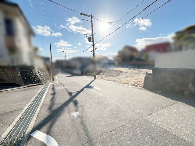 高座町 2号地の前面道路含む現地写真