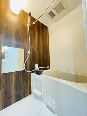 【浴室】 | FERIO上井草 | 浴室乾燥機付きバス。
