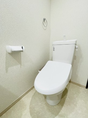 【トイレ】 | FERIO上井草 | 温水洗浄便座。