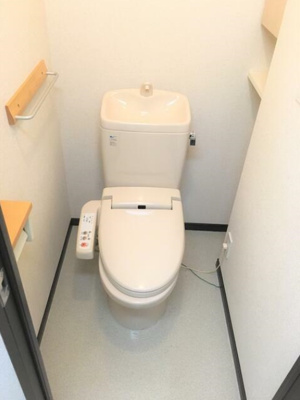 【トイレ】 | シンシア新中野 | 温水洗浄便座。