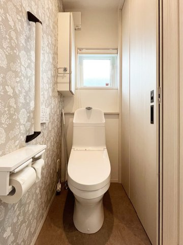 堺市西区戸建のトイレ