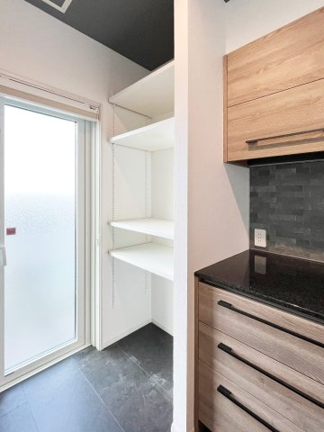 堺市西区戸建の収納|棚