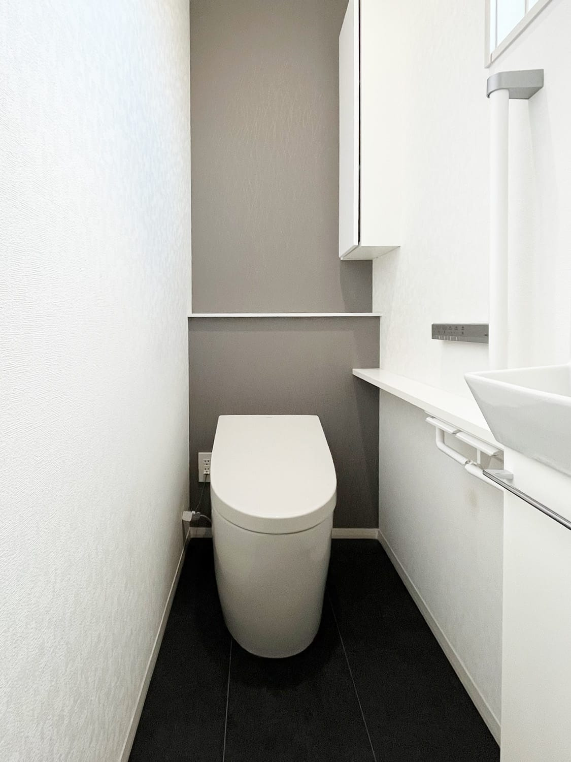 堺市西区戸建のトイレ