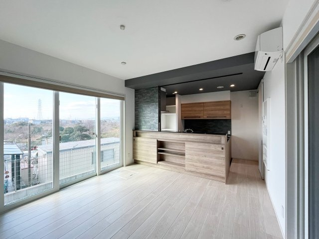 堺市西区戸建の居間・リビング