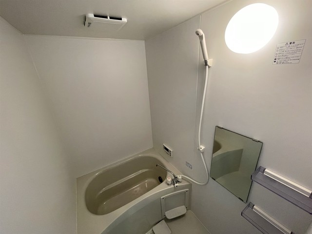 アスコット多賀城の浴室